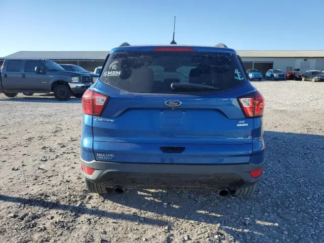 2019 FORD ESCAPE SE  