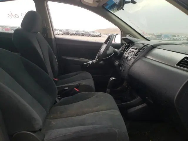 2011 NISSAN VERSA S
