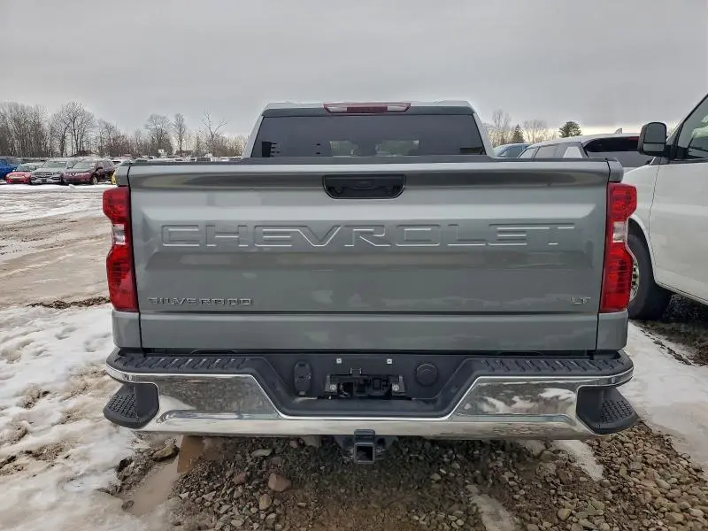 2026 CHEVROLET SILVERADO K1500 LT  