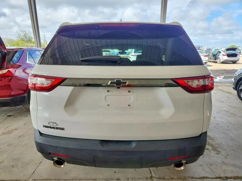 2019 CHEVROLET TRAVERSE LS  