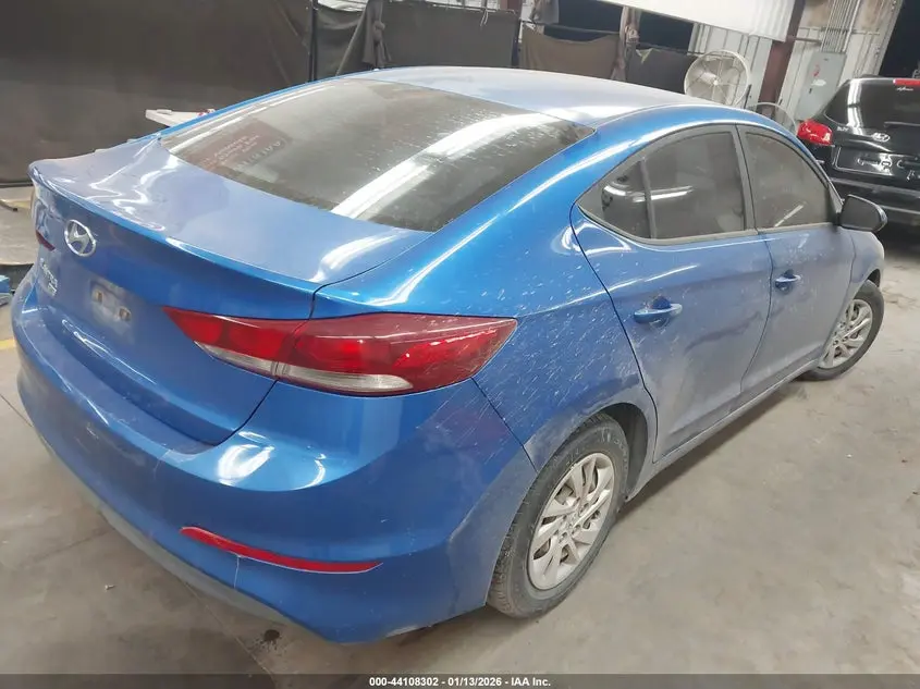 2018 HYUNDAI ELANTRA SE