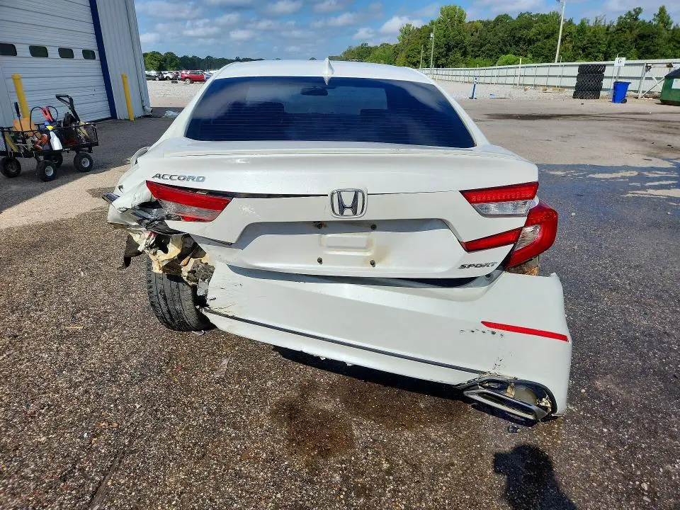 2019 HONDA ACCORD SPORT  