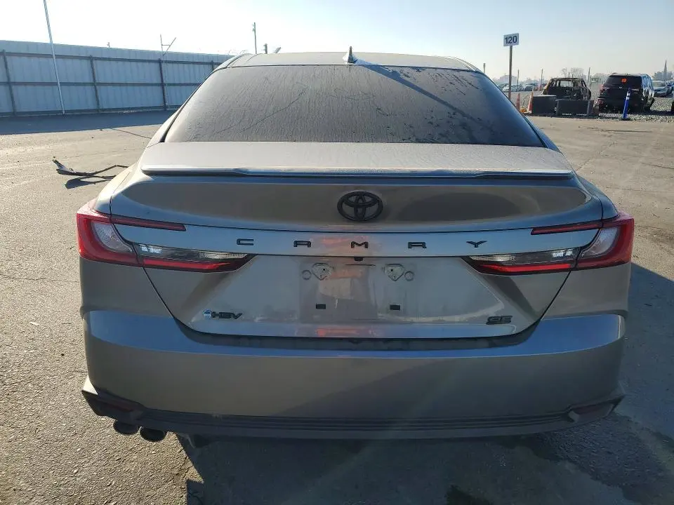 2026 TOYOTA CAMRY SE  