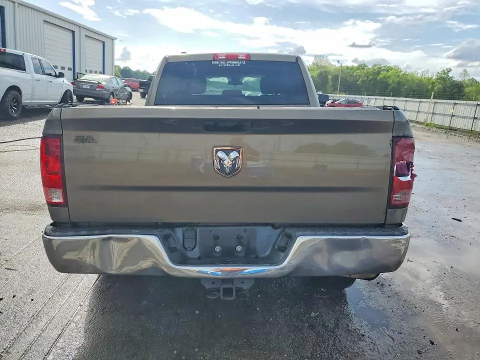 2013 RAM 1500 ST  