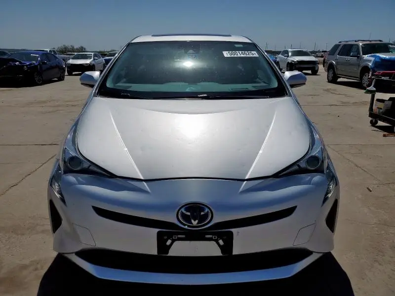 2016 TOYOTA PRIUS 
