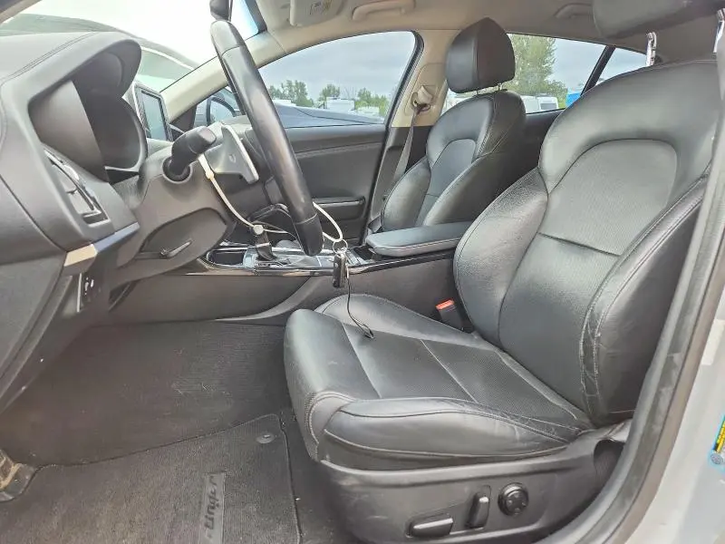 2018 KIA STINGER BASE  