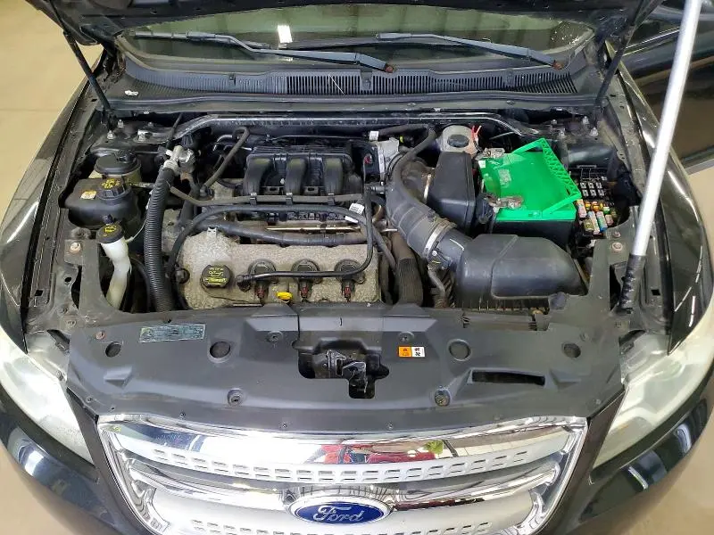 2011 FORD TAURUS SEL  