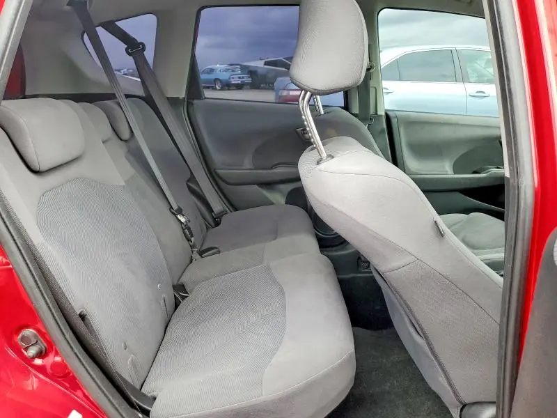 2010 HONDA FIT   