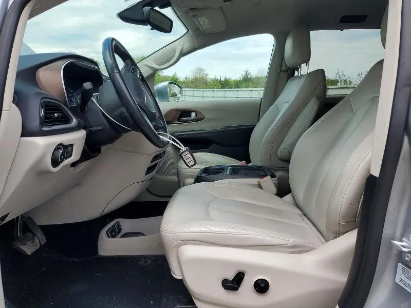 2017 CHRYSLER PACIFICA TOURING L  