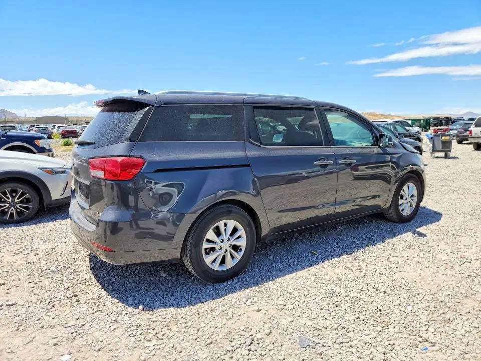 2017 KIA SEDONA   