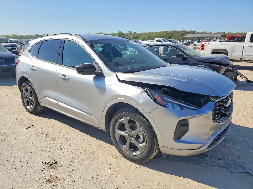2024 FORD ESCAPE ST LINE  