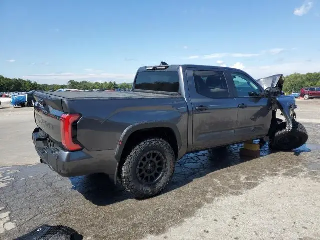 2024 TOYOTA TUNDRA CREWMAX LIMITED  