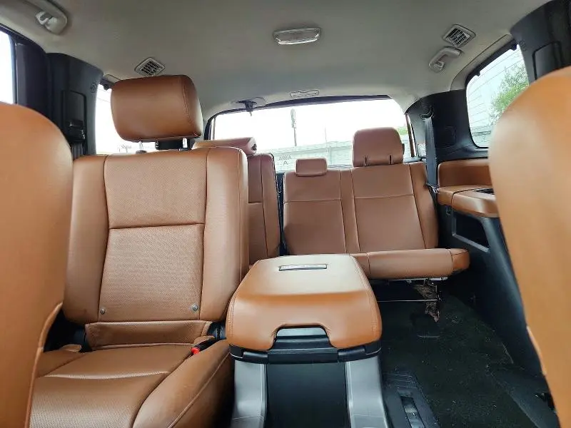2016 TOYOTA SEQUOIA PLATINUM  