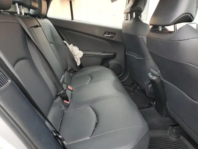 2022 TOYOTA PRIUS PRIME LE  