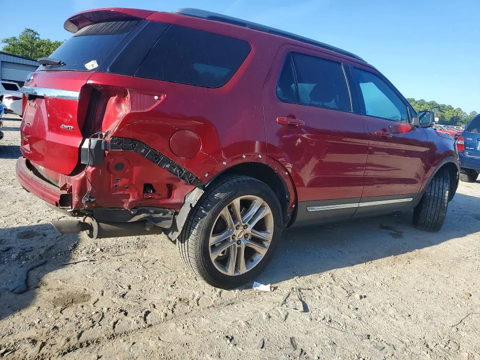 2017 FORD EXPLORER XLT  