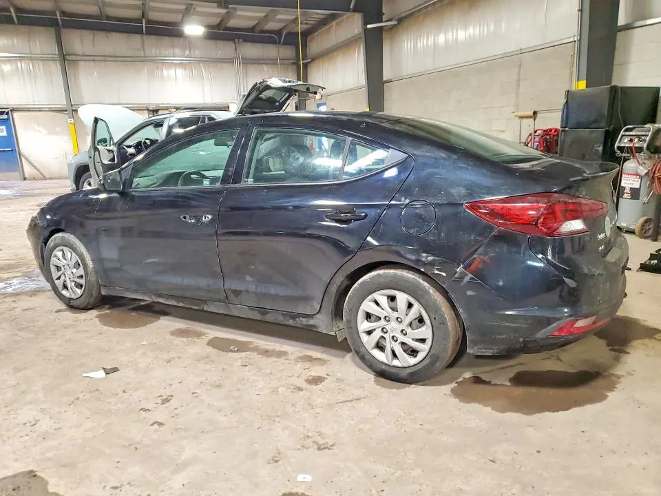 2020 HYUNDAI ELANTRA SE  