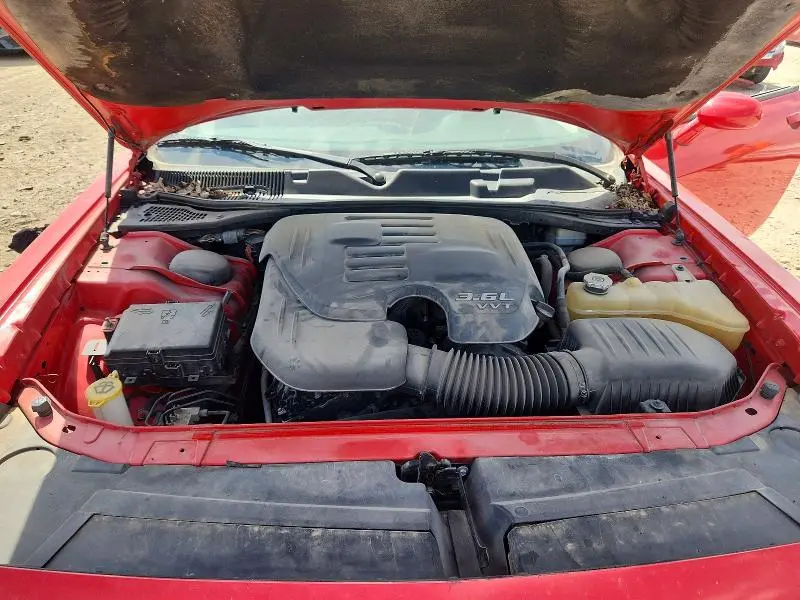 2015 DODGE CHALLENGER SXT  