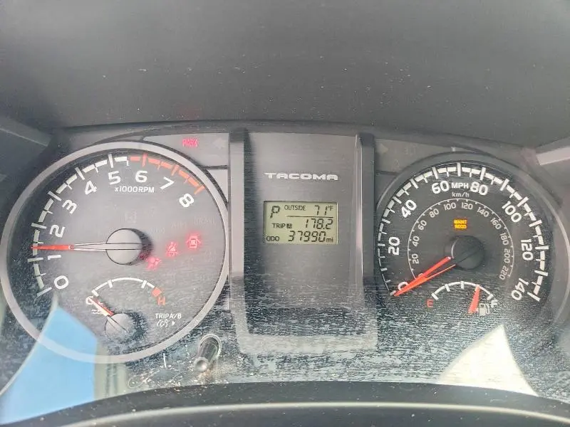 2017 TOYOTA TACOMA SR  