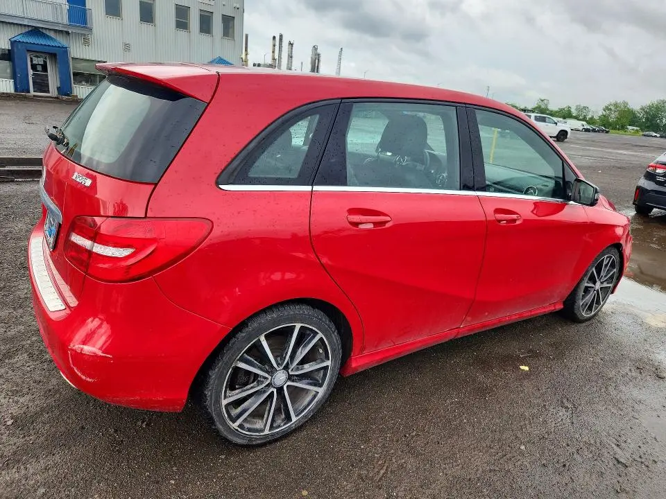 2013 MERCEDES-BENZ B250   