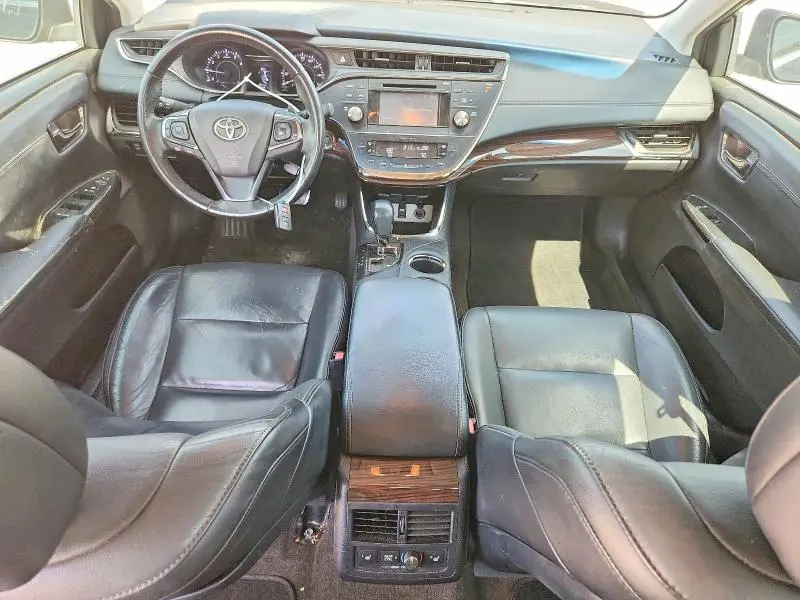 2015 TOYOTA AVALON XLE  