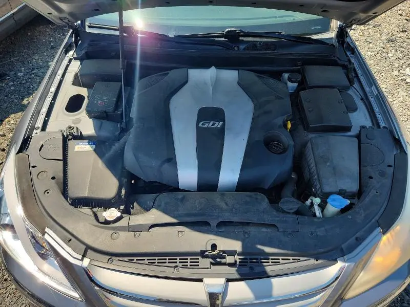 2014 HYUNDAI GENESIS 3.8L  