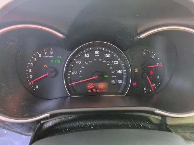 2014 KIA SORENTO LX  