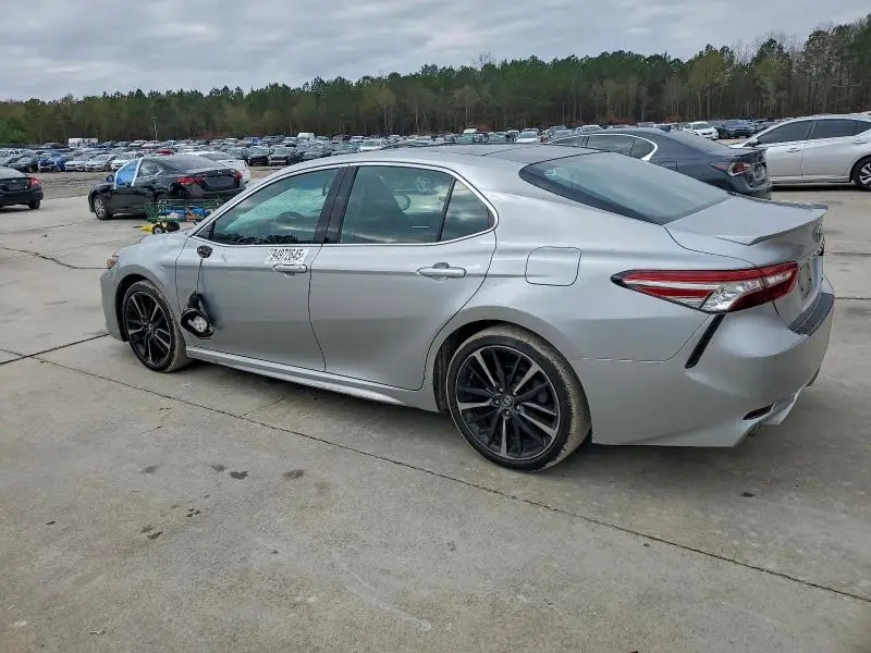 2018 TOYOTA CAMRY XSE  