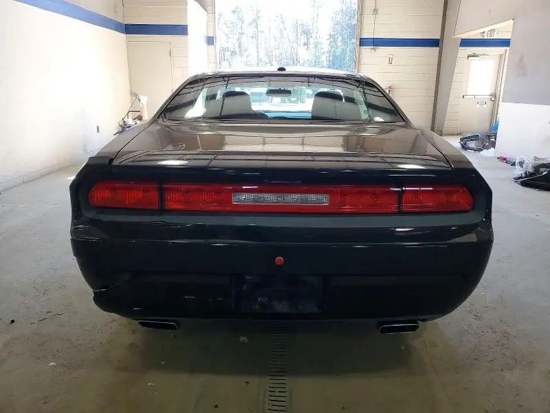 2013 DODGE CHALLENGER SXT  