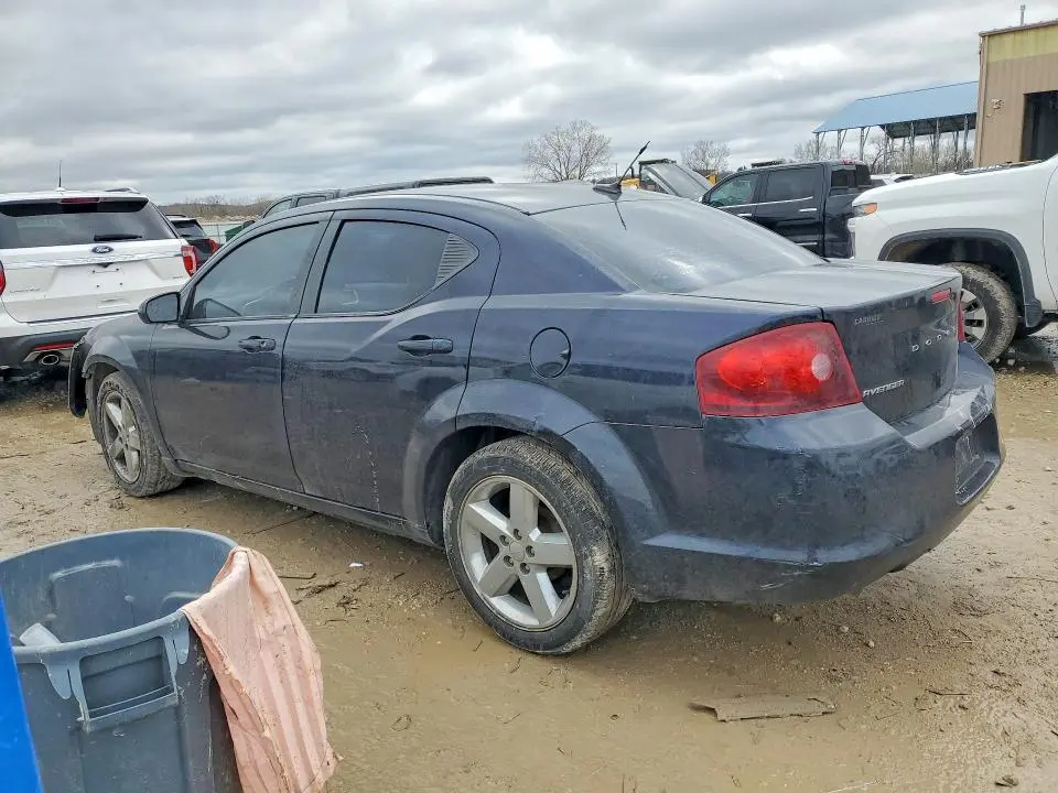 2011 DODGE AVENGER LUX  