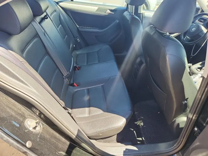 2014 VOLKSWAGEN JETTA SE  