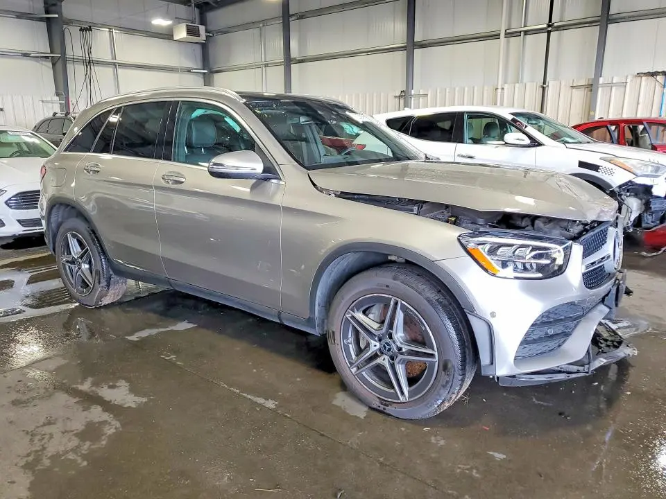 2022 MERCEDES-BENZ GLC 300 4MATIC  