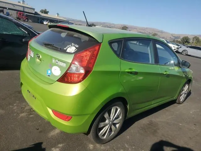 2012 HYUNDAI ACCENT SE  