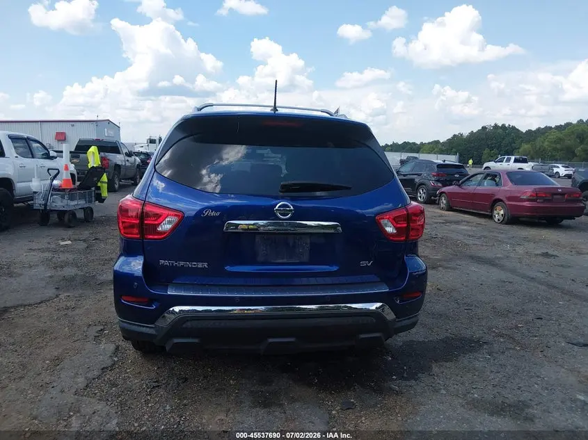 2018 NISSAN PATHFINDER SV