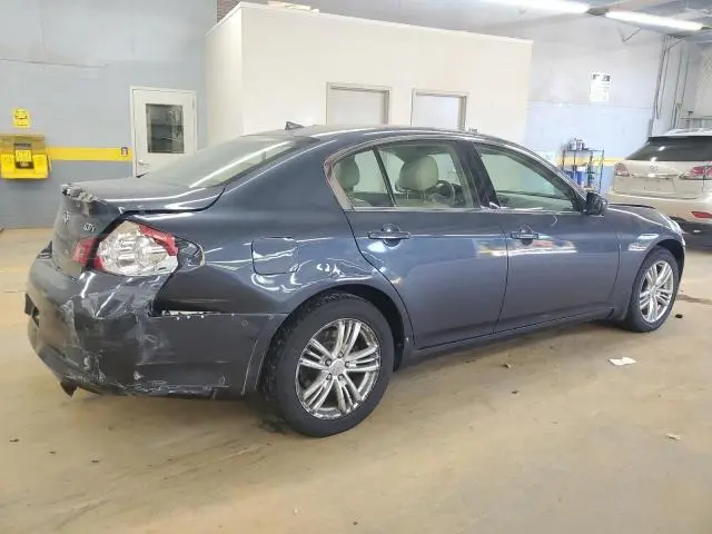 2011 INFINITI G37   