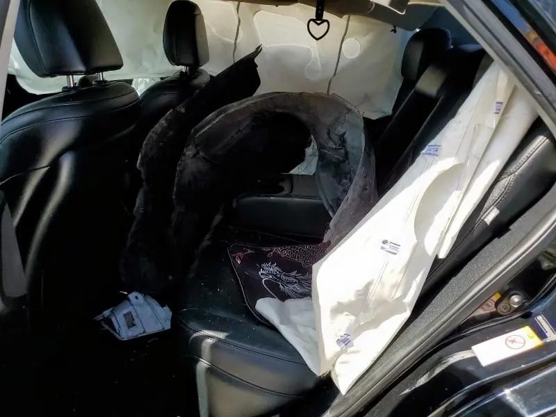 2016 TOYOTA AVALON XLE  