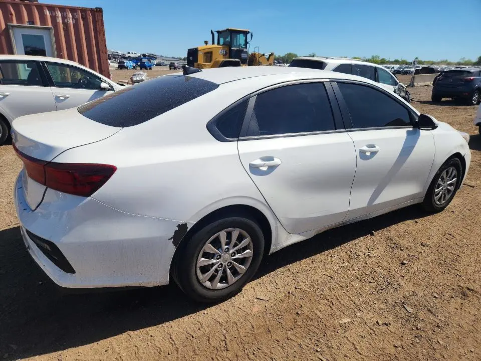 2021 KIA FORTE FE  
