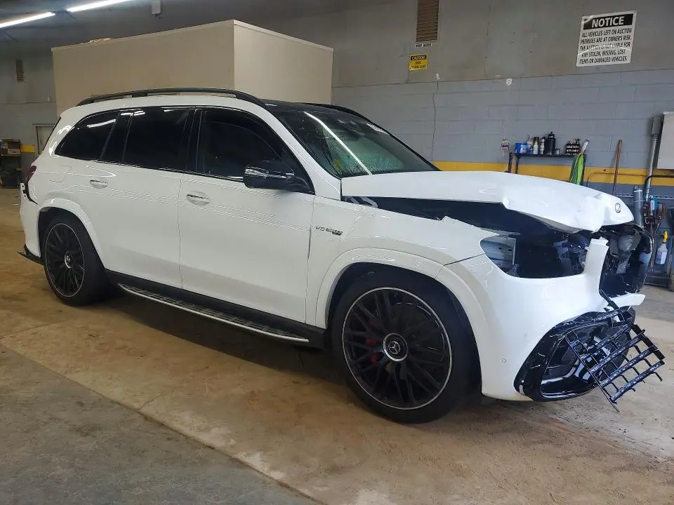 2025 MERCEDES-BENZ GLS 63 AMG 4MATIC  
