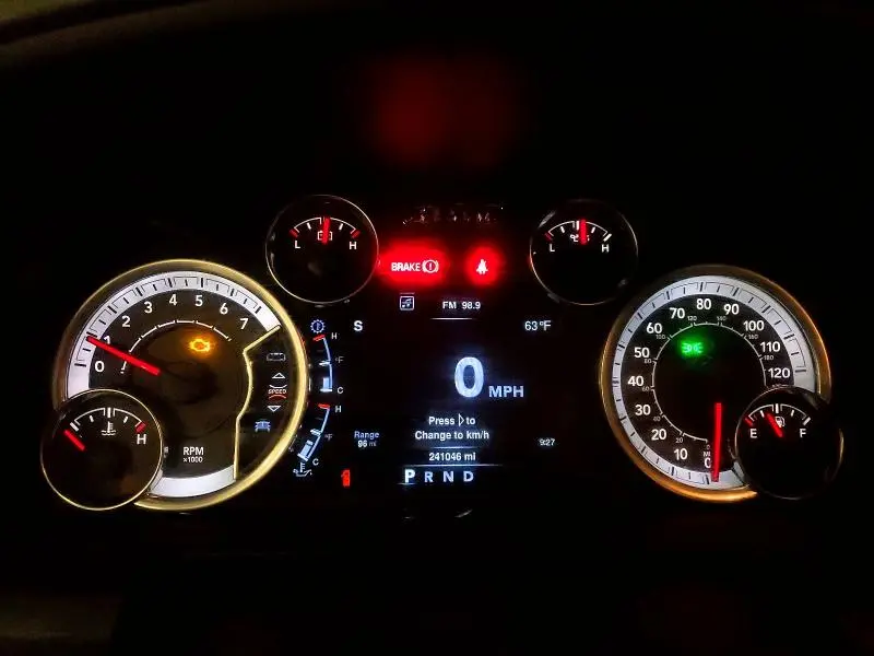 2015 RAM 2500 SLT  