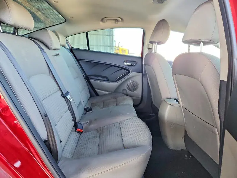 2015 KIA FORTE LX  