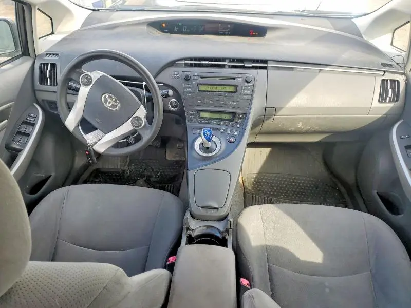 2010 TOYOTA PRIUS II  