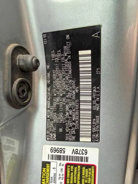 2011 TOYOTA SIENNA XLE  