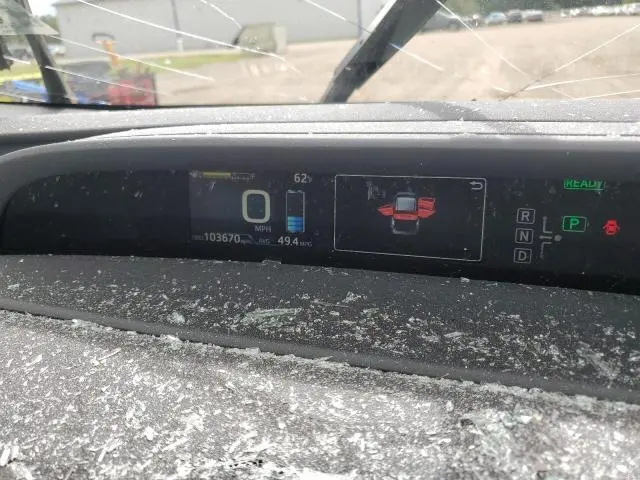 2016 TOYOTA PRIUS   
