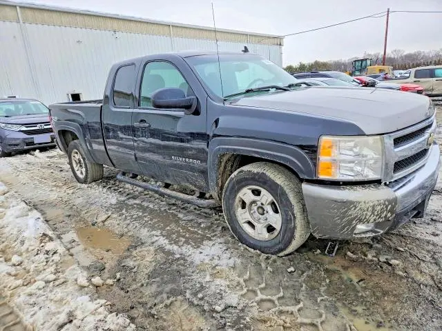 2011 CHEVROLET SILVERADO K1500 LS  