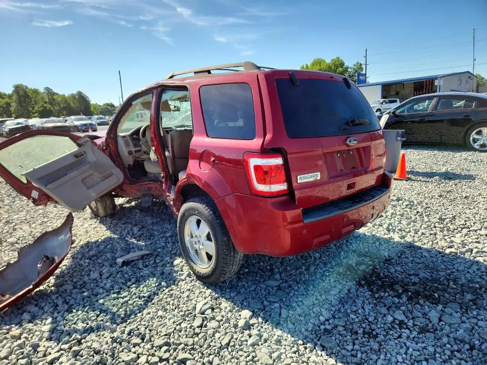 2011 FORD ESCAPE XLT  