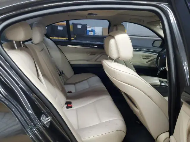 2012 BMW 528 XI  