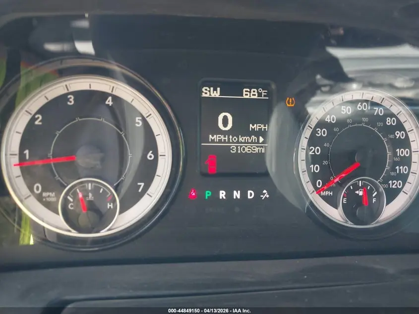 2017 RAM 1500 TRADESMAN  4X4 5'7 BOX
