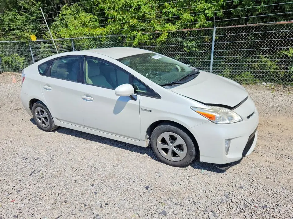 2013 TOYOTA PRIUS THREE  