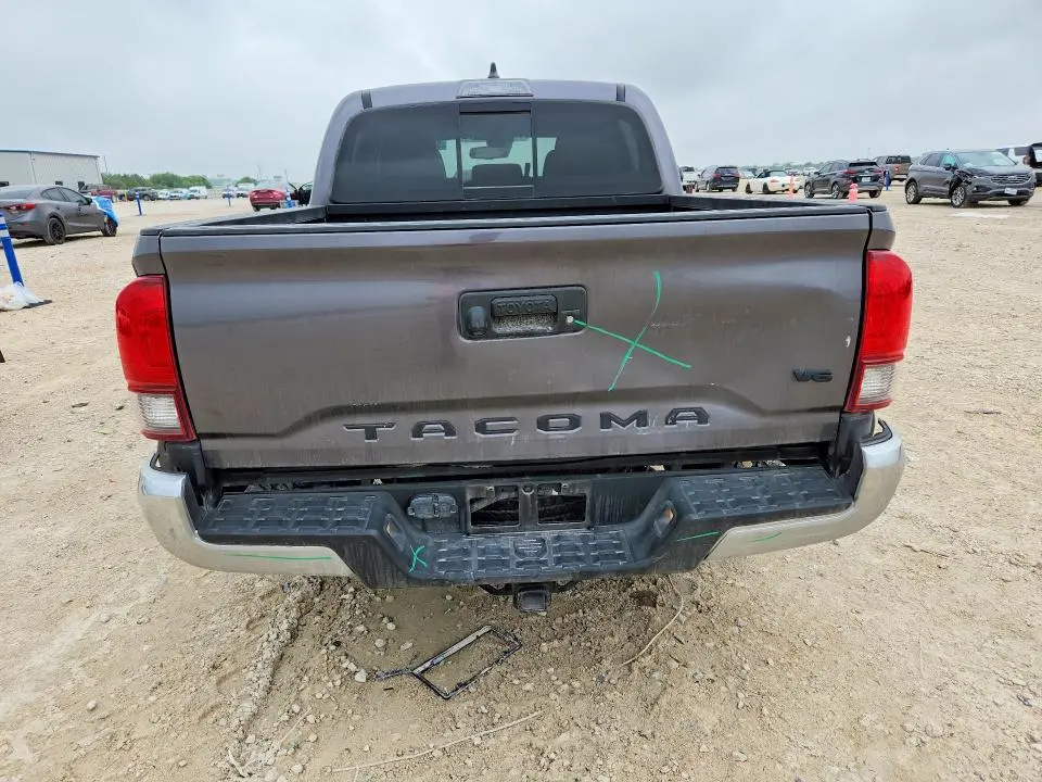 2021 TOYOTA TACOMA SR5 V6  