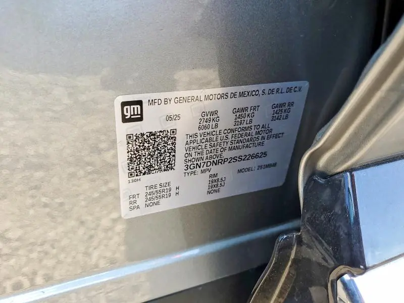 2025 CHEVROLET EQUINOX LT  