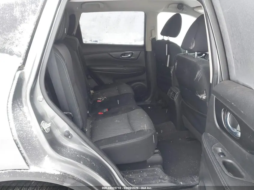 2018 NISSAN ROGUE SV